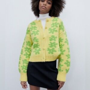 ZARA Chunky Knit Cardigan M Green Floral Button Front Sweater